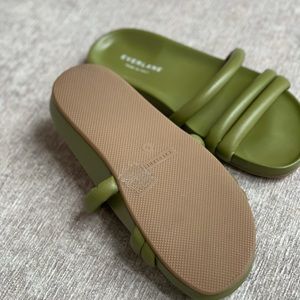 Everlane pool slides.